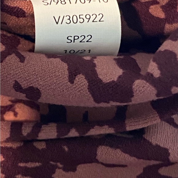 Athleta Salutation Stash Pocket II Printed7/8 Tight Legging Women’s 3X Plus - Picture 5 of 11